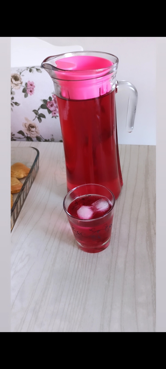 Midye tatlısı ve reyhan şerbeti yaptım. Mutfakla aranız iyi mi, sever misiniz?