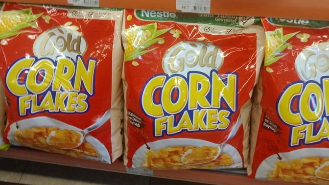 Tarafını seç: Nesquik mi Corn Flakes mi?