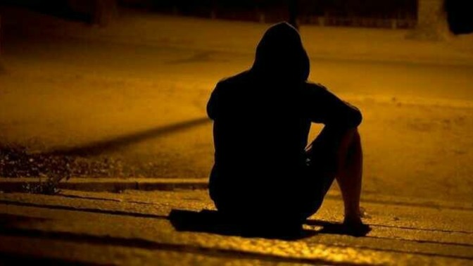 Bir kız dostun var ve sen ona o kadar yazmana rağmen o sana yazmıyo sizce bunun için moral bozmaya değermi?