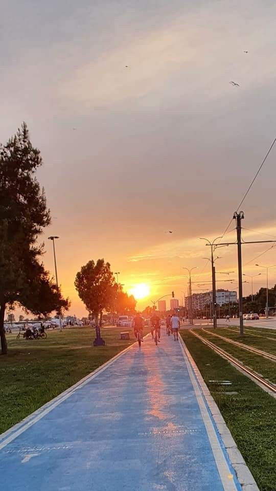 Gün batımında bisiklet turuna çıkmak ister miydiniz?