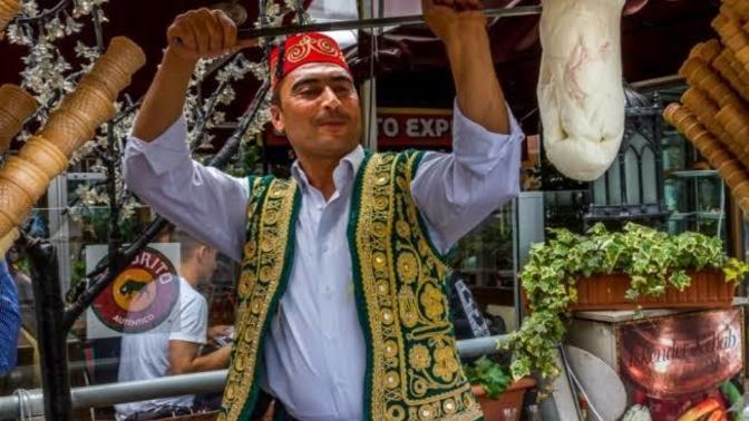En sevilen Türk tatlısı: Maraş Dondurması! Size göre en güzel tatlı hangisi?