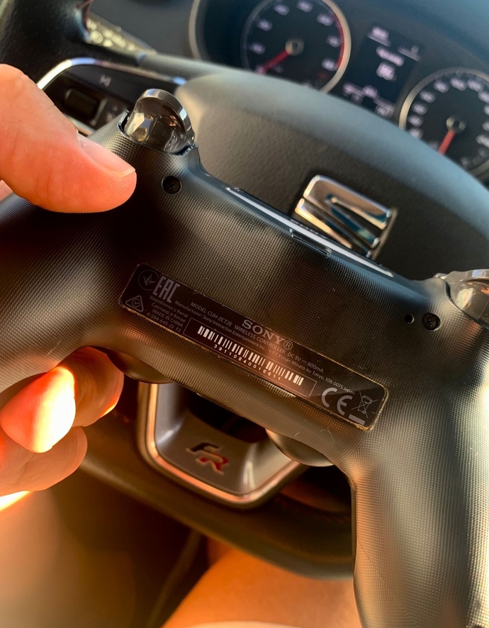 Bu dualshock4 orijinal mi?