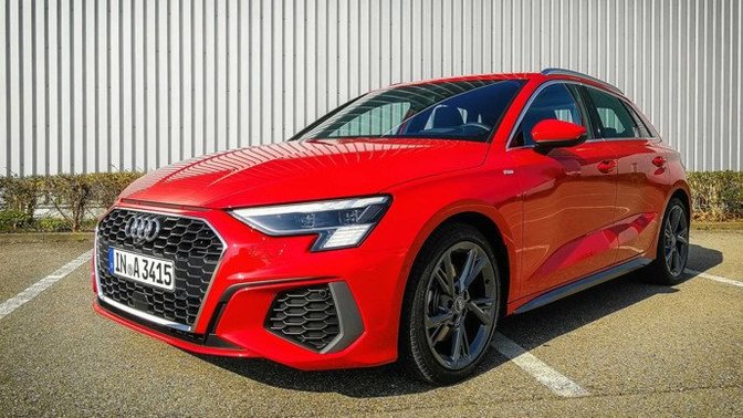 Ortalama 1400 KM yol yapacağım, Audi A3 Sportback kaç depo benzin yeter?