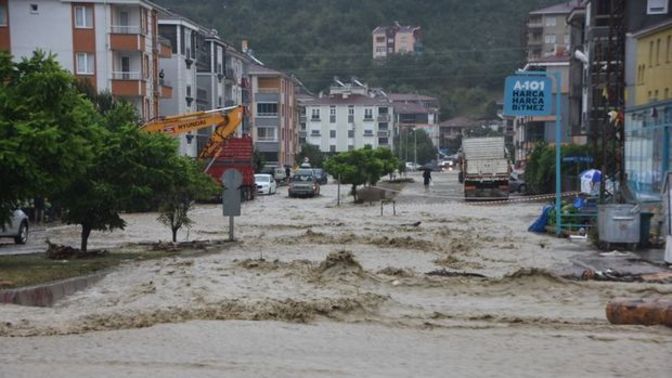 Bu sene yazdan bir şey anlayan var mı?