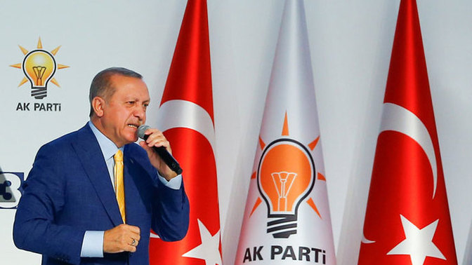AKP ve Erdoğan sizce halkı neden kutuplaştırdı?