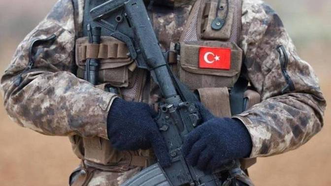 Bir adamla sırf asker diye, güzel maaşı var diye evlenilir mi?