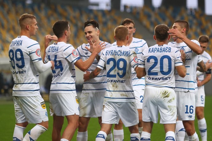 Fenerbahçe vs Dinamo Kiev! Bu akşam kim galip gelir?