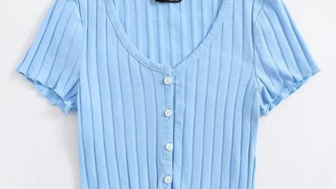 Crop top mu tişört mü seversiniz?