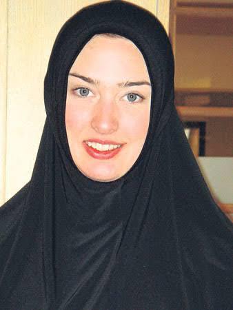 ABDli akademisyen Hailey Woldt.