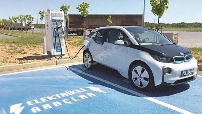 Tahmini olarak ne zaman tamamen elektrikli araçlara geçeriz?