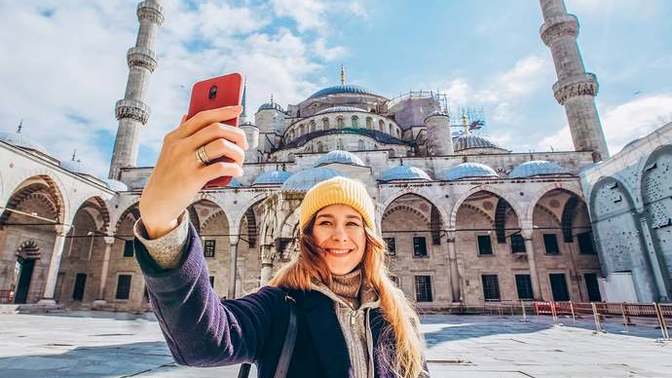 Ben Avrupa'da yaşıyorum ama Türkiye'yi daha çok seviyorum. Nedeni ne olabilir?
