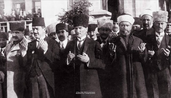 Atatürk'ün dini ne?