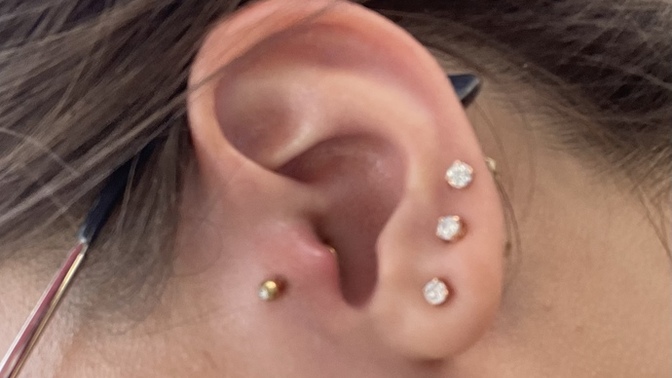 İyi akşamlar arkadaşlar (tragus delimi)?