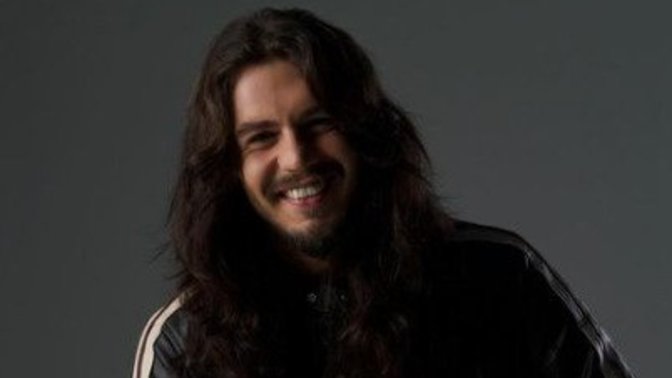 İsmail Ege Şaşmaz, Barış Akarsu rolü için böyle hazırlandı. Benzemiş mi?