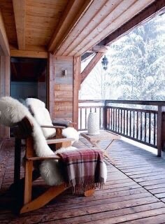 Şu an nasıl bir manzara eşliğinde tatil yapmak isterdin?