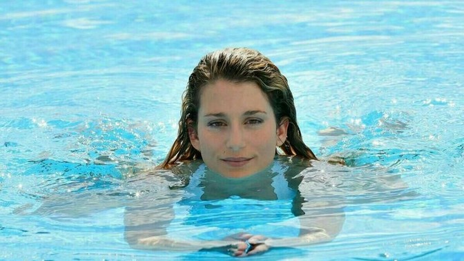 Regl iken ped ile denize girilir mi?