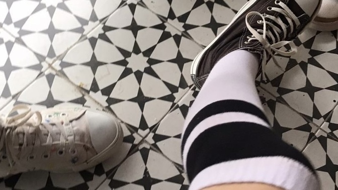 Converse ile böyle diz altı çorap giydim. Olmuş mu sizce?