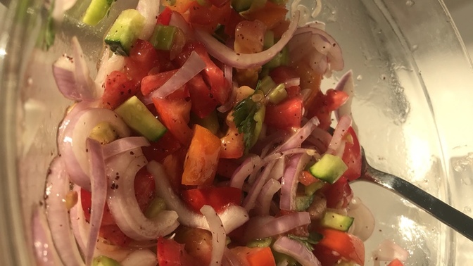 Evde sevmediğiniz yemek olduğunda ne yersiniz?