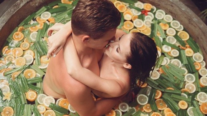 Partnerini adım adım cinselliğe nasıl davet edersin?