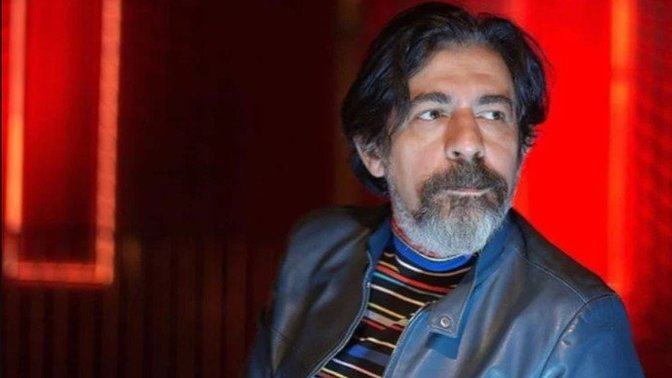 Okan Bayülgen "Akıllı telefon aptallaştırıyor" sence akıllı telefon zararlı mı?