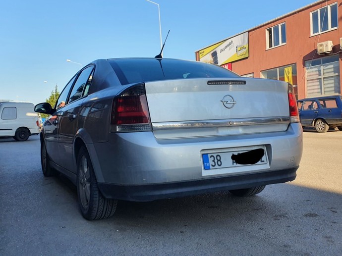 Araba üreticisi olsaydınız, yeni bir araba için ismini ne yapardınız 😊?