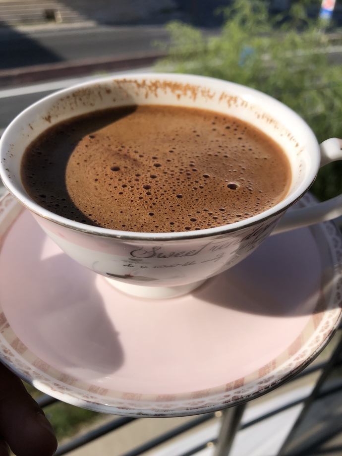Türk kahvesini double içenler parmak kaldırabilir mi?