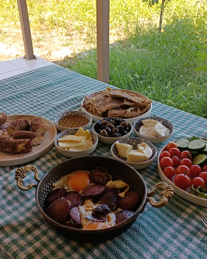 Çayı demleyip evde unutmak😒