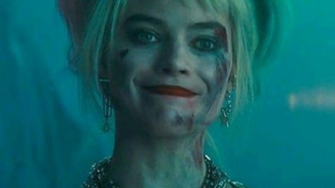 Harley Quinn saçı çok mu marjinal görünüyor?
