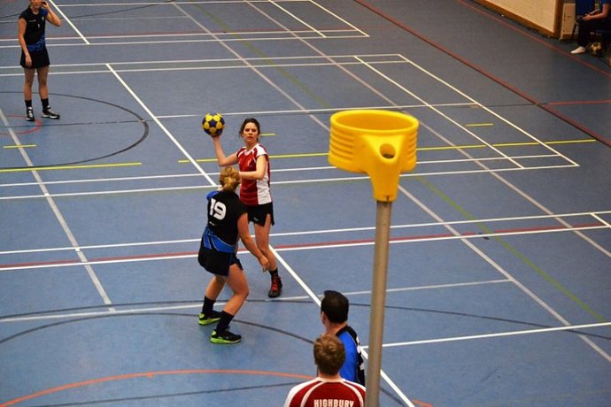 Netball oynamak ister miydiniz?