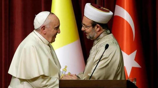 Diyanet işleri bakanının kullandığı araca tepkiler yağdı, sizce haklılar mı?