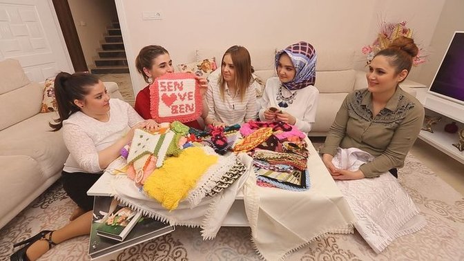 Gelin/damat bohçası serilirken bunun görünmesi ayıp değil mi?