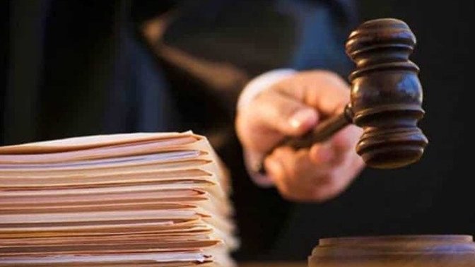 Doktora, muayene ettiği kadın hastasına ci*el saldırıda bulunduğu gerekçesiyle hapis verildi. Siz ne düşünüyorsunuz?