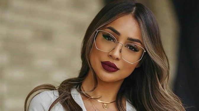 Koyu tondaki rujları seviyor musunuz?