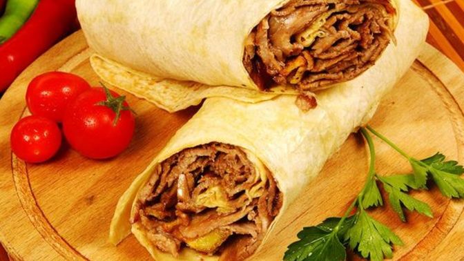 Lahmacun mu, tavuk döner mi?