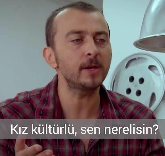 Kitaplarla bir bütün olan birisini hayatınıza almak ister miydiniz?