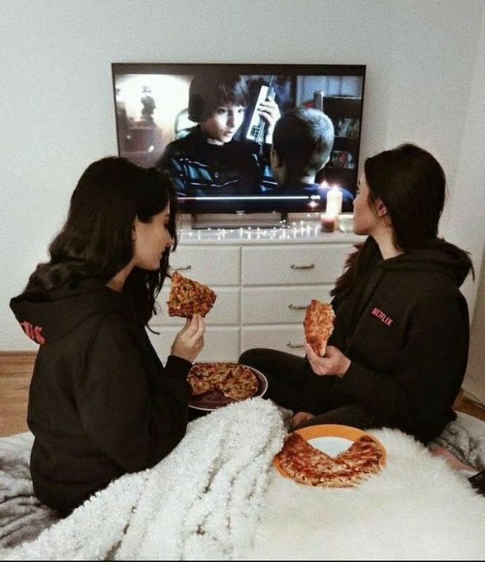 Sizi geceden sabaha kadar ekrana bağlayan bir dizi oldu mu?