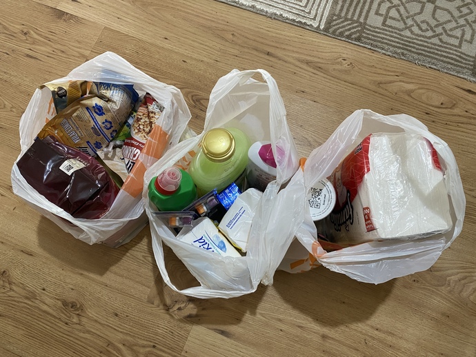 Sanal marketten yaptığım 3 poşet alışveriş 642,76 TL tuttu. Kimler benimle birlikte ağlamak ister 🥲?