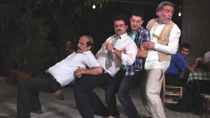 Halay çekmeyi biliyor musunuz?
