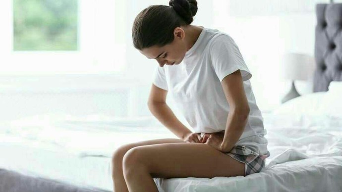 İlk defa regl olan çocuğa nasıl davranılmalı?