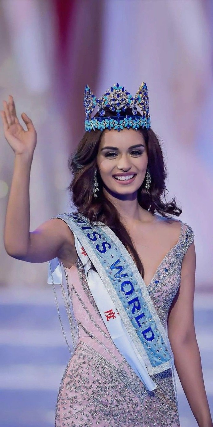 Miss Worldde birinci olan yarışmacılardan hangisini daha güzel buluyorsunuz?