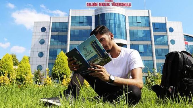 Özel üniversitede okuyacak olsanız hangisini tercih edersiniz?