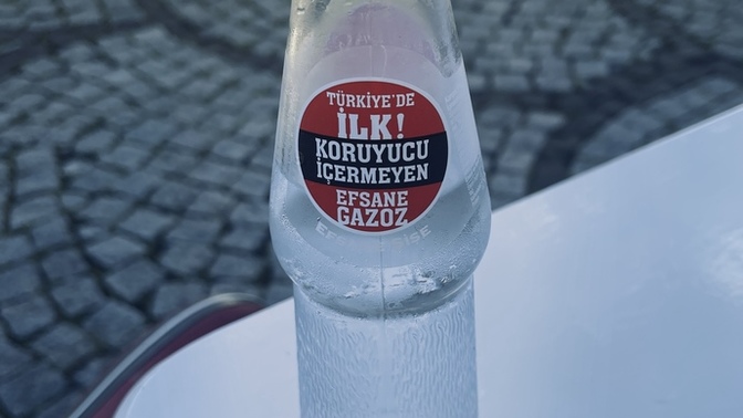 Şu an buz gibi bir gazoza ne derdiniz?