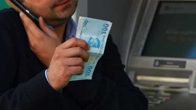 Üniversite harç ücretlerine yüzde 36 zam. Öğrenciler bıktı mı?