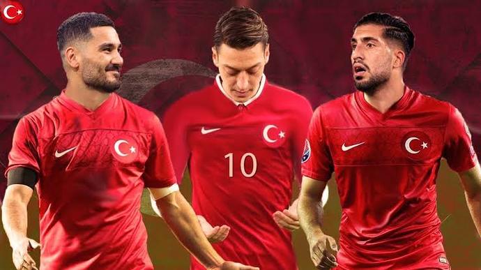 Hangi ismi en iyi dönemindeyken milli takımımızda görmek isterdiniz?