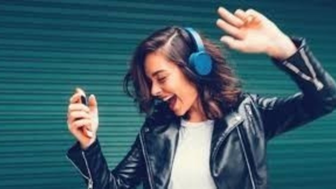 Gece dinlediğiniz müzik ile gündüz dinlediğiniz müzik arasında fark oluyor mu?