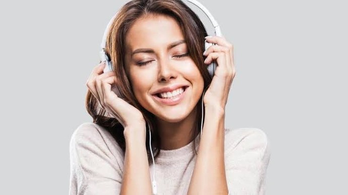 Sözler mi daha çekici geliyor yoksa melodi mi?