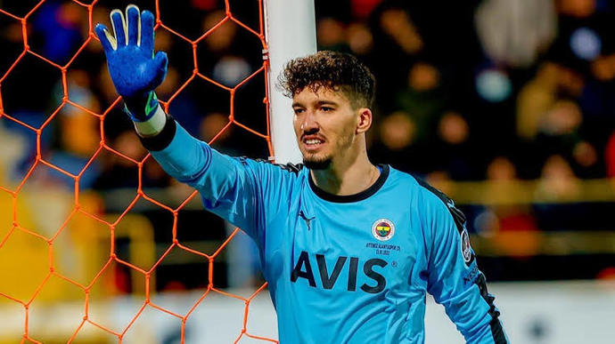 Sizce hangi türk kaleci Avrupaya gitmesi durumunda diğerlerinden daha iyi bir kariyeri olur?