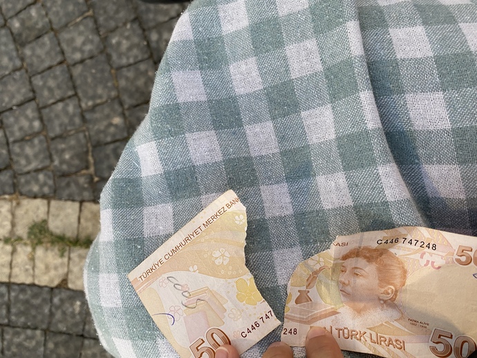 Param yırtıldı, tekrar yapıştırıp kullanabilir miyim?