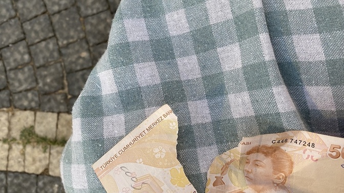 Param yırtıldı, tekrar yapıştırıp kullanabilir miyim?