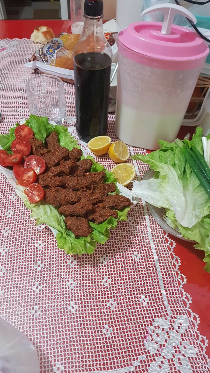 Çiğ köfte yapmayı bilir misiniz?